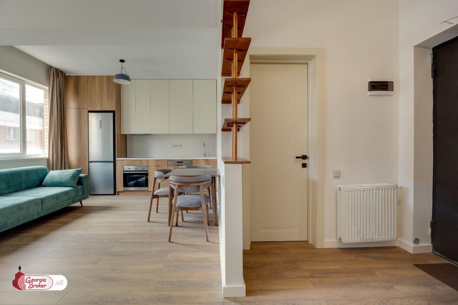 nearly repaired 3-room apartment for sale